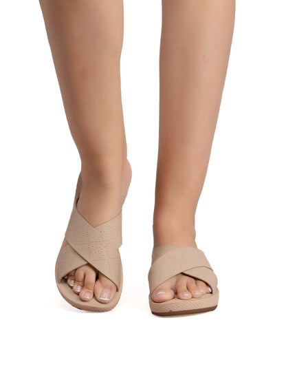 Labella Women's Sandal With Slip-On For LC17