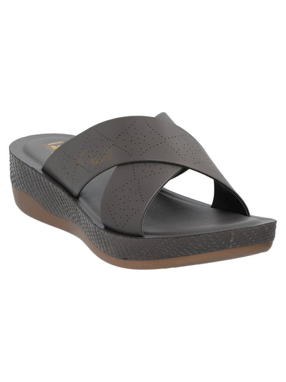Labella Women's Sandal With Slip-On For LC17