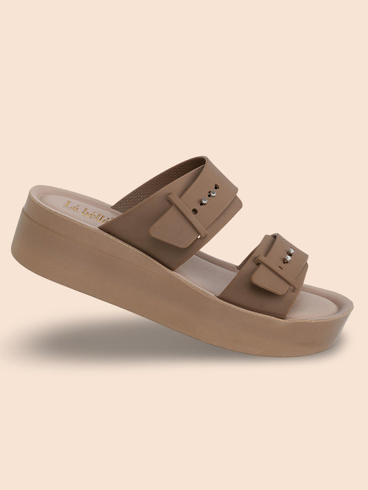 Labella Women Slip-On Sandal LR06