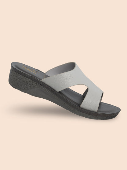 Labella Women's Sandal With Slip-On For PV05
